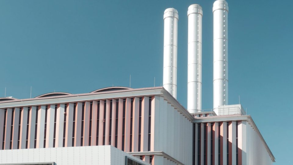 Heizkraftwerk an der Friedensbrücke. Sony DSC-RX100. Processed in digiKam. Heizkraftwerk an der Friedensbrücke. Sony DSC-RX100. Processed in digiKam.